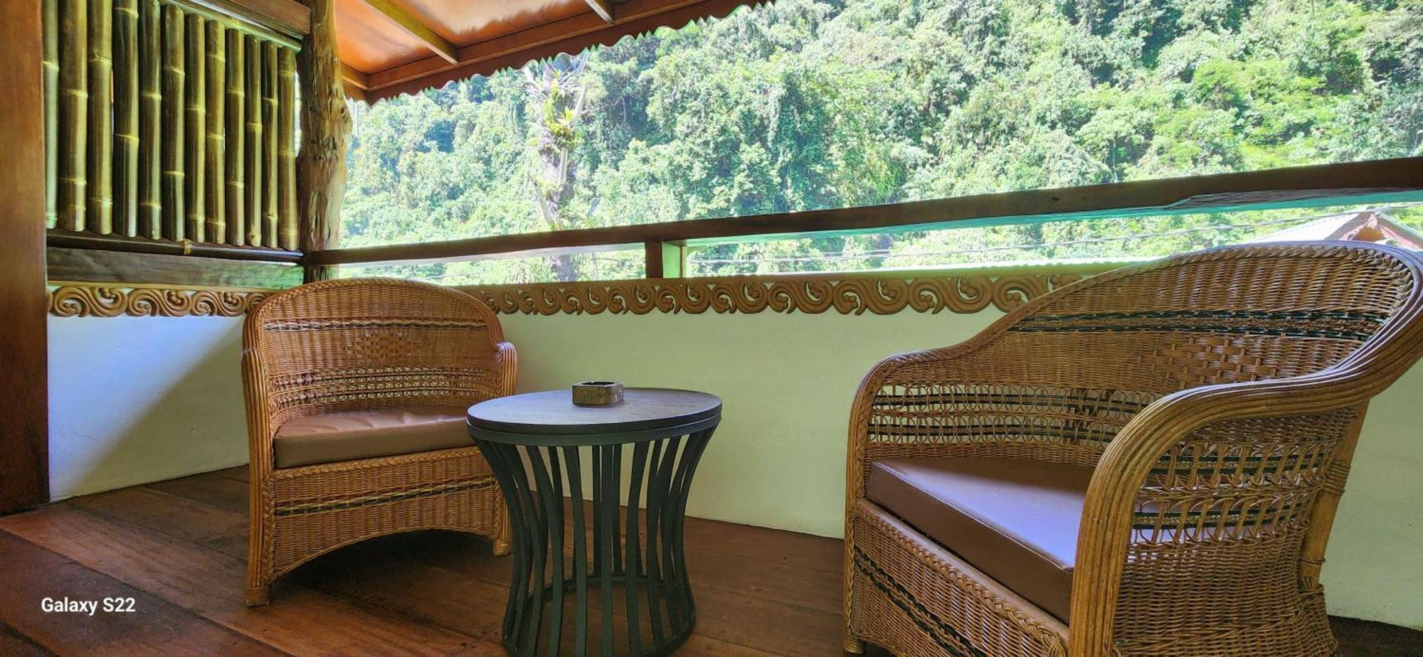 Sam'S Bungalows And Treks Bukit Lawang Exterior foto